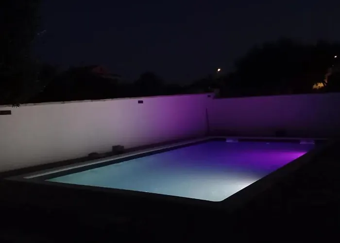 Appartement With A Pool Mountainview Near The Sea!